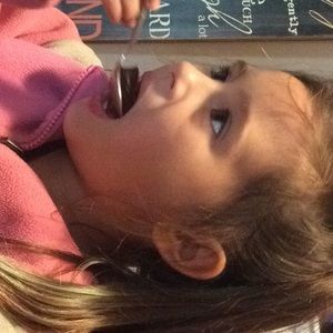 Meet your Posher, Kelly